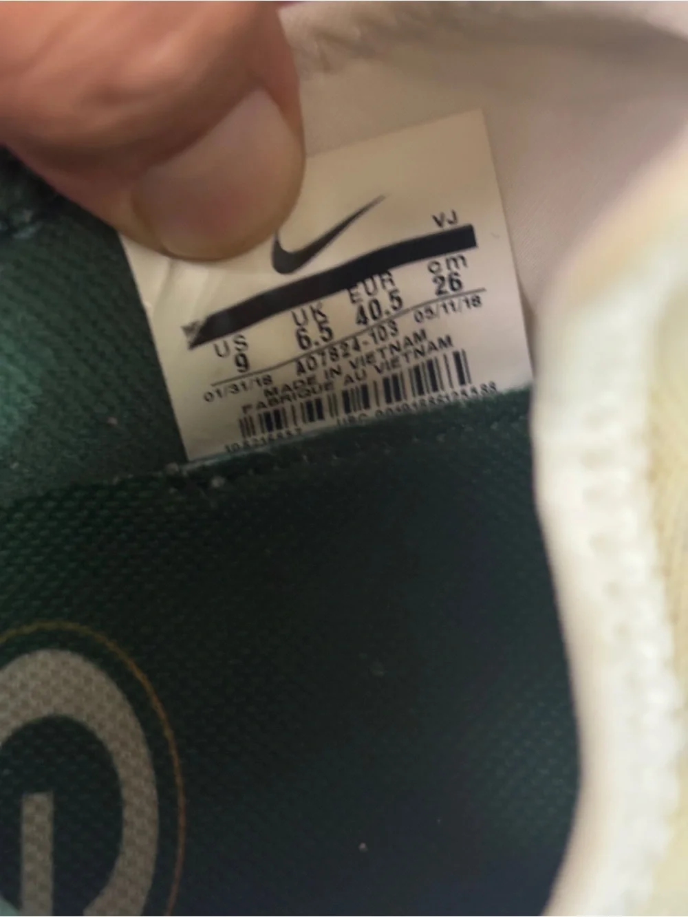 Nike Green Bay Packers  White/Green Free TR 8 Shoes Size 9